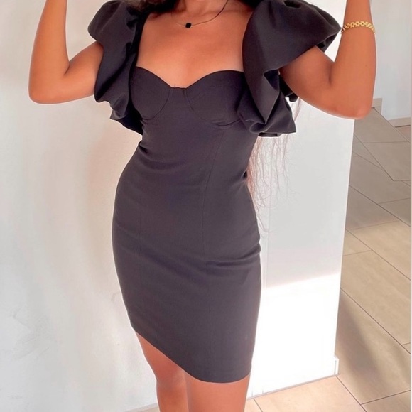 🆕ZARA BLACK VOLUMINOUS MINI DRESS WITH PUFF SHOULDERS & SWEETHEART NECKLINE NWT - Picture 4 of 14